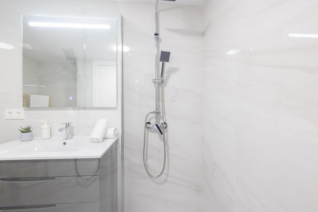 Florit Flats - The Apolo Studio Valencia Ngoại thất bức ảnh