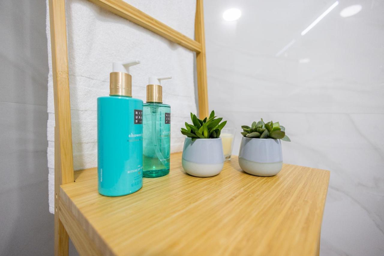 Florit Flats - The Apolo Studio Valencia Ngoại thất bức ảnh